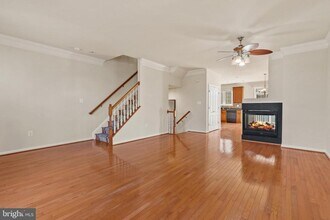 4505 Henley Pl in Fairfax, VA - Building Photo - Building Photo