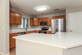 2541 S De Soto Rd in Apache Junction, AZ - Foto de edificio - Building Photo