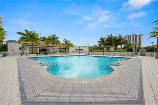 7000 Island Blvd, Unit 2806 in Aventura, FL - Building Photo