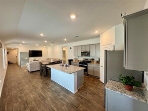 120 Gerasa Dr in Kyle, TX - Building Photo - Building Photo