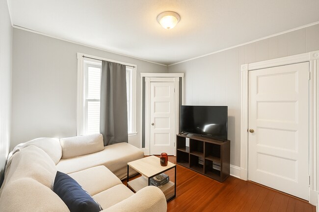 property at 13 Perry St