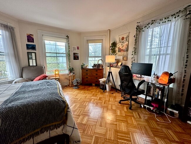 139 Antrim St, Unit 3 in Cambridge, MA - Building Photo - Building Photo