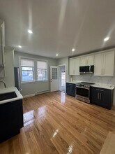 54 Hebron Ave in Attleboro, MA - Building Photo - Building Photo