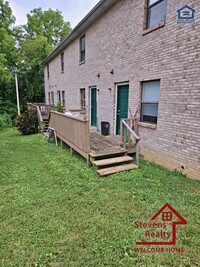 402 Peek Dr in Cookeville, TN - Building Photo - Building Photo