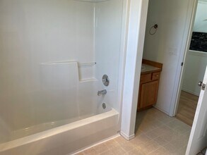 316 Mary Ln in East Wenatchee, WA - Building Photo - Building Photo