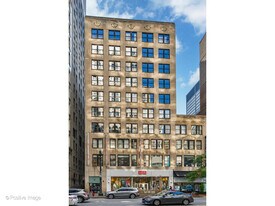 20 N State St, Unit 411 in Chicago, IL - Building Photo