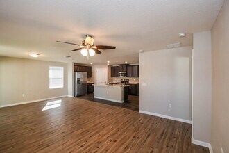 2226 Pebble Point Dr in Green Cove Springs, FL - Foto de edificio - Building Photo