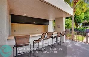 1252 S Military Trail in Deerfield Beach, FL - Building Photo - Building Photo