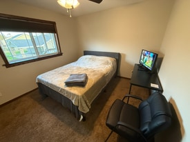 1311 Camelot Dr in Brookings, SD - Building Photo