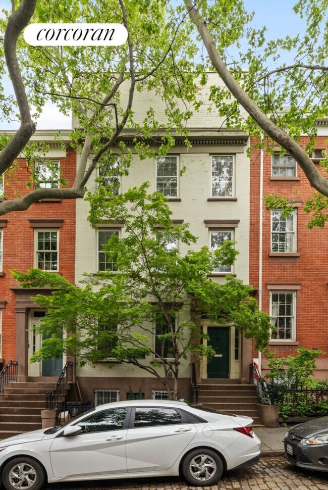 property at 45 Joralemon St