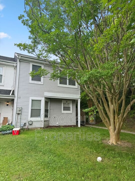 21 Ute Ct in Middle River, MD - Building Photo