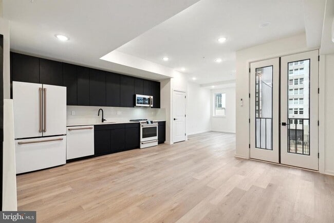 property at 245 N 12th St