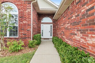 3007 NE 6th St in Bentonville, AR - Building Photo - Building Photo