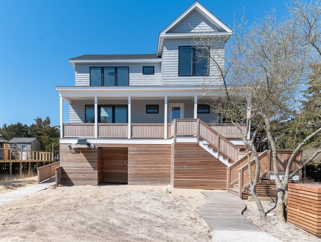 property at 44 Island Walk