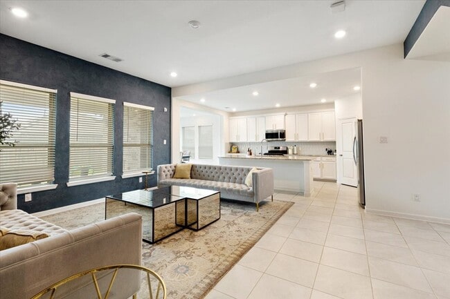 4912 Overland Hollow Dr