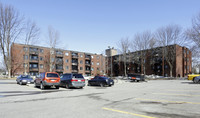 The Maples Apartments in Ottawa, ON - Building Photo - Building Photo