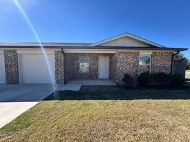 1800 Emma Naylor Ct in Harker Heights, TX - Building Photo