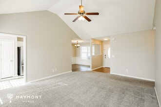 1004 Swayze Ct in La Vergne, TN - Building Photo - Building Photo