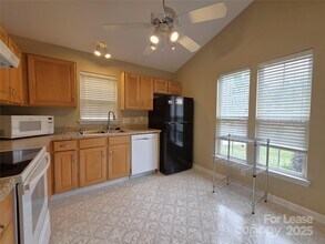 8844 Treyburn Dr in Charlotte, NC - Building Photo - Building Photo