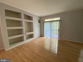 4110 Flower Box Ct in Fairfax, VA - Building Photo - Building Photo