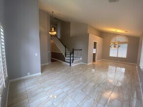 5809 Laguna Quail Way in Elk Grove, CA - Building Photo - Building Photo