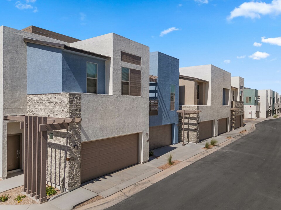 The Cleveland in Goodyear, AZ - Building Photo