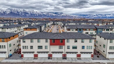 412 S Willow Leaf Rd in American Fork, UT - Building Photo - Building Photo