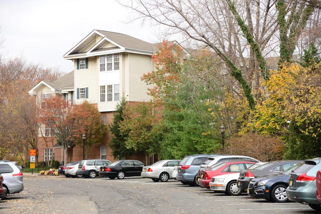 Arbor Terrace Teaneck in Teaneck, NJ - Building Photo