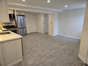 38 51st St in West New York, NJ - Building Photo - Building Photo