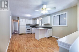 520 Capilano Ct in Oshawa, ON - Building Photo - Building Photo