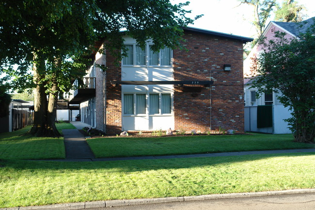 Lamplighter Apartments in Spokane, WA - Foto de edificio - Building Photo