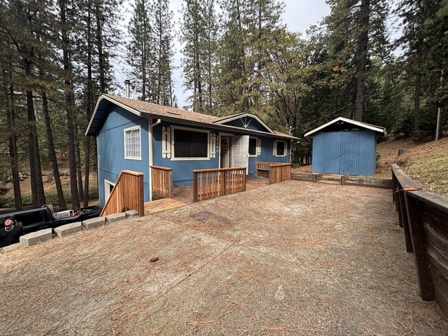 6160 Sly Park Rd in Placerville, CA - Building Photo - Building Photo