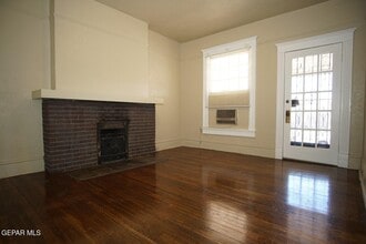 1421 Wyoming Ave in El Paso, TX - Building Photo - Building Photo