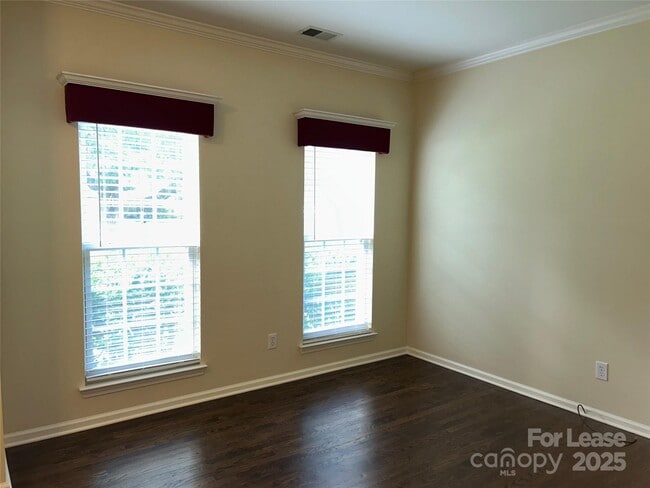 6217 Chavel Ln in Charlotte, NC - Building Photo - Building Photo