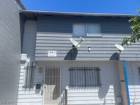 700 E Nelson Ave in North Las Vegas, NV - Building Photo