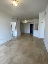 1805 Ponce de Leon Blvd, Unit 633 in Coral Gables, FL - Building Photo - Building Photo