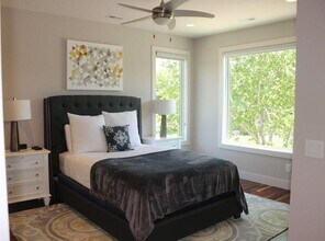 927 13th Ave S in Nashville, TN - Building Photo - Building Photo