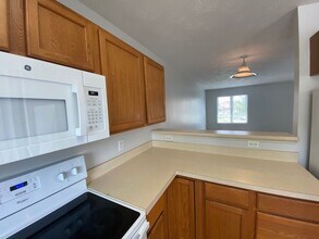 2438 Millwood Loop in Harrisonburg, VA - Building Photo - Building Photo