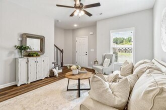 1115 Hillwood Dr in Clarksville, TN - Building Photo - Building Photo