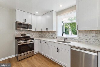 202 Guthrie Ave in Alexandria, VA - Building Photo - Building Photo