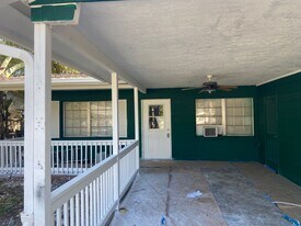 5007 19th St W in Bradenton, FL - Building Photo