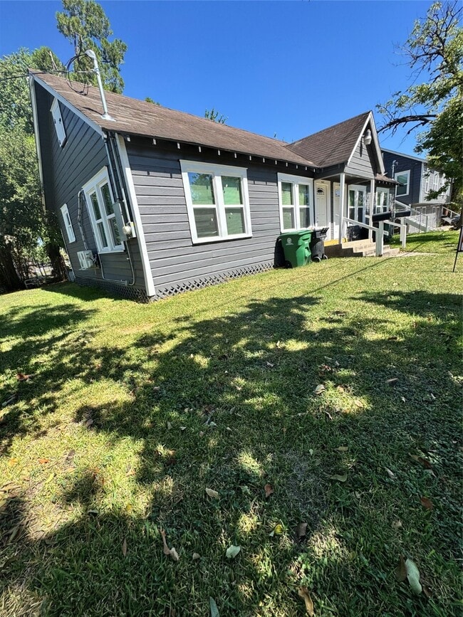 property at 4601 Canal St
