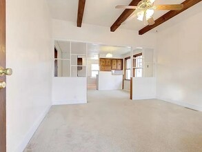 224 W Wilson St in Salina, KS - Building Photo - Building Photo