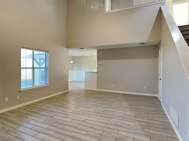 2729 Star Ave in Red Oak, TX - Foto de edificio - Building Photo