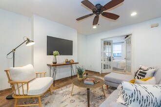 61 Bright St in Jersey City, NJ - Building Photo - Building Photo