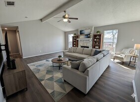 8301 View Ridge Dr in Austin, TX - Building Photo