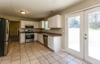 2468 Newberry Trail in Decatur, GA - Building Photo - Building Photo