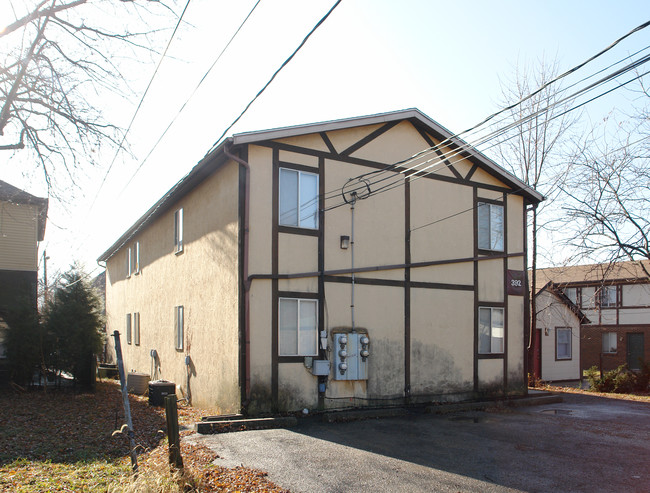 392 Forest St in Columbus, OH - Foto de edificio - Building Photo