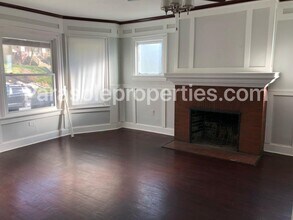 919 Clay Ave in Scranton, PA - Building Photo - Building Photo