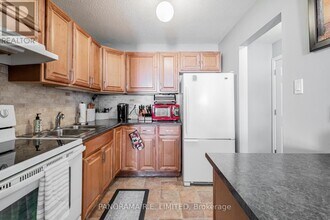 3814A-3814A Bloor St W in Toronto, ON - Building Photo - Building Photo